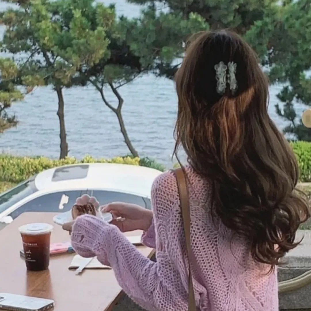 一路绽放 海报